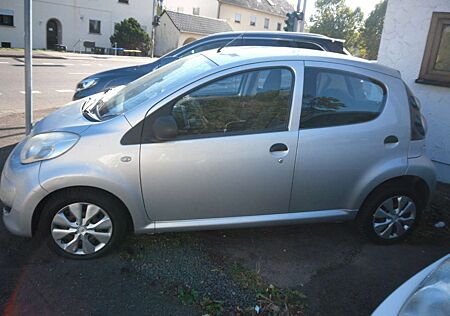 Citroen C1 Advance 5 Türig 95000KM Tüv Neu 70PS 1.Hand