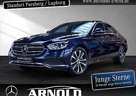 Mercedes-Benz E 300 de Avantgarde Burmester Distr. Kamera AHK