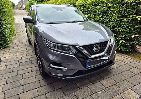 Nissan Qashqai 1.3 DIG-T TEKNA