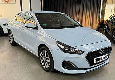 Hyundai i30 Fastback Trend*VOLL SCHECKHEFT