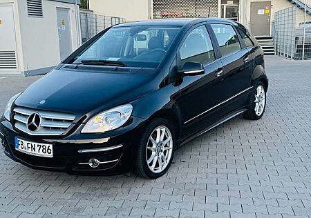 Mercedes-Benz B 200 Mercedes benz B200