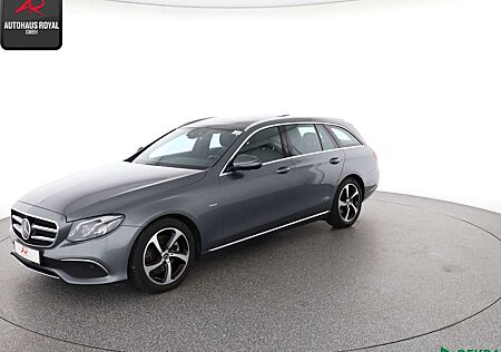 Mercedes-Benz E 300 d T AVANTGARDE MULTIBEAM,360GRAD,DISTRONIC