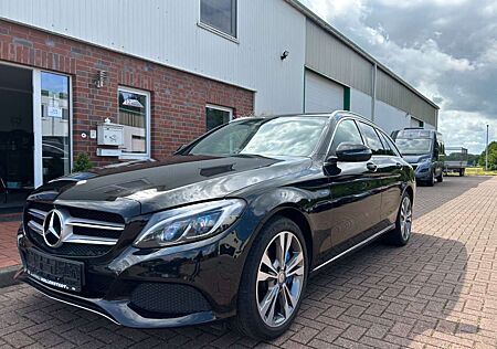 Mercedes-Benz C 350 C -Klasse*PANO*AHK*KAMERA*