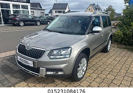 Skoda Yeti Elegance Outdoor+Klimaaut.+Tempomat+AHK+2HD