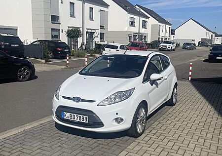 Ford Fiesta 3-Türer 1.25 Titanium