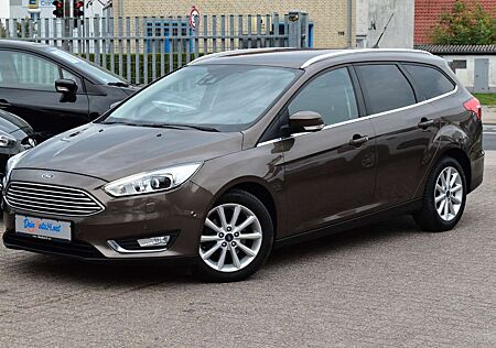 Ford Focus Turnier Titanium 2.Hd|Bi-Xenon|Kamera|SiHz