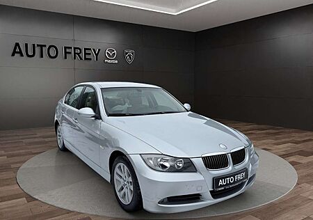 BMW 325 i Limousine LEDER NAVI