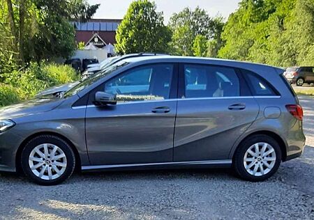 Mercedes-Benz B 180 (246.242)