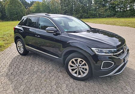 VW T-Roc Volkswagen 1.5 TSI OPF DSG Style Standheizung Pano AHK