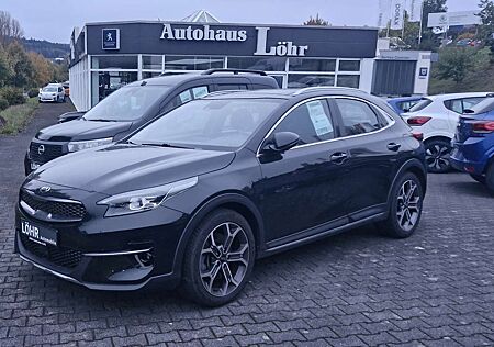 Kia XCeed Spirit / Panoramadach / Automatik