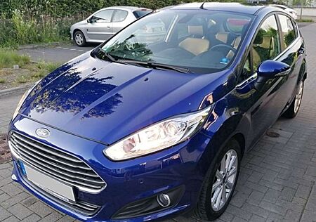 Ford Fiesta Titanium 100PS Automatik Navi Klima, Winter