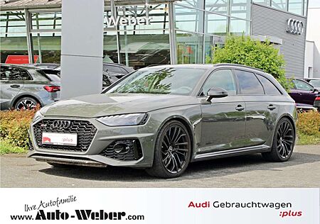 Audi RS4 AVANT EXCLUSIVE RS-ESSENTIALSPAKET CARBON
