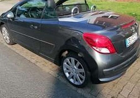 Peugeot 207 CC 120 VTi Platinum