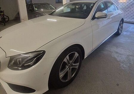 Mercedes-Benz E 220 d 9G-TRONIC Avantgarde
