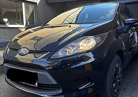 Ford Fiesta 1.25 Titanium Scheckheft TÜV Klima