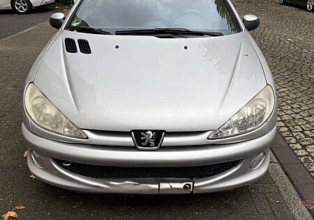 Peugeot 206 CC Filou