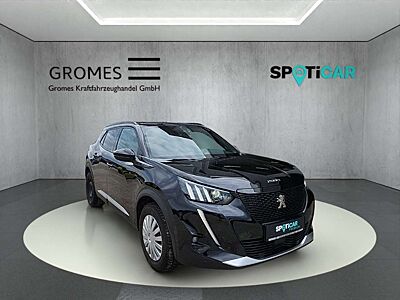 Peugeot 2008 e- GT 136 PANO Navi LED ACC Kamera CarPlay
