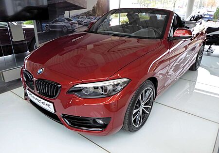 BMW 220 i Sport Line LED Navi . Tempomat SHZ