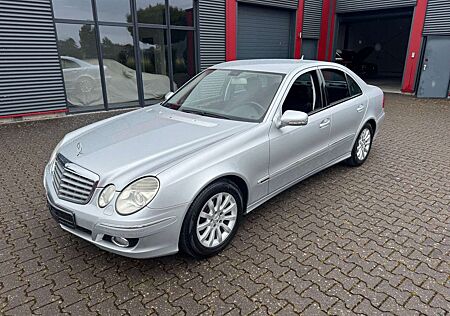 Mercedes-Benz E 220 CDI Lim. Elegance Navi AHK Xenon Comand