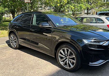 Audi Q8 50 TDI quattro tiptronic