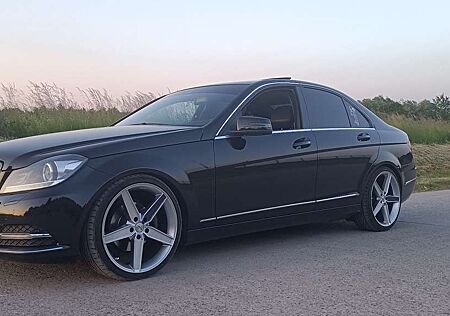 Mercedes-Benz C 250 C-Klasse (BlueEFFICIENCY) 7G-TRONIC Avantgarde