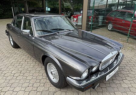 Jaguar Daimler Double Six XJ12 *HU a.W. neu*H-Kennzeichen*Historie*