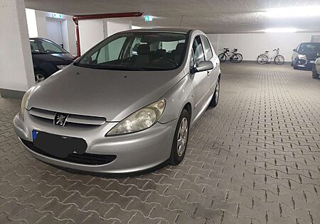 Peugeot 307 110 Quiksilver