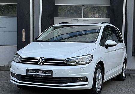 VW Touran Volkswagen Comfortline LED Digital Standheizung Pano