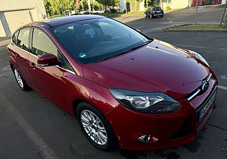Ford Focus Turnier 1.6 EcoBoost Start-Stopp-System Titanium