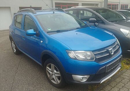 Dacia Sandero Stepway 90PS - 2. Hand-techn./opt. top-TÜV neu