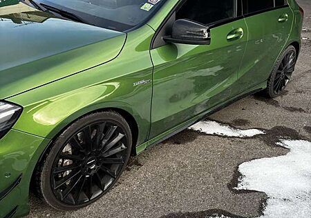 Mercedes-Benz A 45 AMG 4Matic Speedshift 7G-DCT