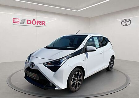 Toyota Aygo (X) x-play Team Deutschland Kamera/PDC