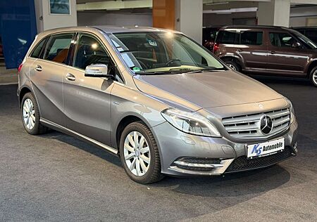 Mercedes-Benz B 180 B -Klasse*AUTOMATIK*LED*NAVI*SITZH.*ALU*