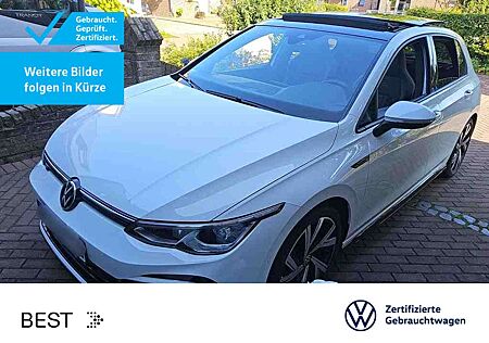 VW Golf Volkswagen VIII 1.5 eTSI DSG R-LINE*IQ.LIGHT*PANO*KAME