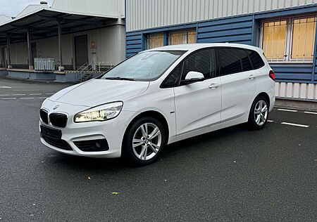 BMW 216d 216 Aut. Sport Line/ LED/ Tüv neu!