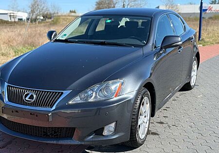 Lexus IS 220d sport line