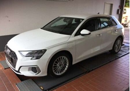 Audi A3 Sportback 40TFSIe S-tronic *advanced*VirtualC+Navi