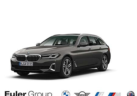 BMW 530 i Touring HUD Luftfederung AHK-klappbar AHK El. Pa
