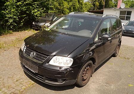 VW Touran Volkswagen Highline