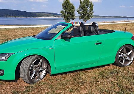 Audi TT Cabrio 2.0 TFSI S tronic S line Sommerfahrzeug