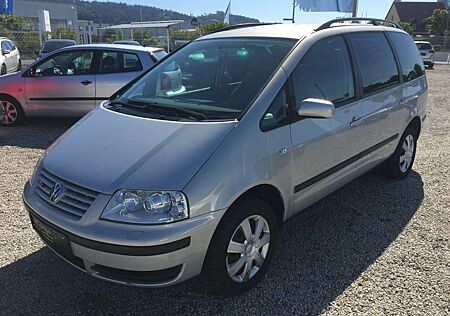 VW Sharan Volkswagen Family V6,Klima,Temp.,Aut.,AHK.,Tüv 08/27!