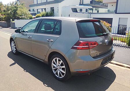 VW Golf Volkswagen VII Diesel 5-Türer 2.0TDI 4Motion Highline