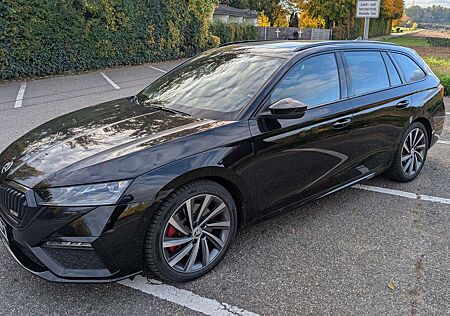 Skoda Octavia Combi 2.0 TSI RS First Edition, ACC Pano 8xbereift