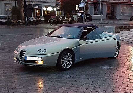 Alfa Romeo Spider 2.0 JTS Medio