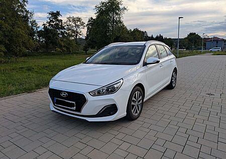 Hyundai i30 Kombi Kombi 1.0 T-GDI Trend