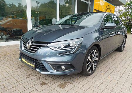 Renault Megane IV BOSE-Edition+SHZ+KLIMA+RFK+LEDER