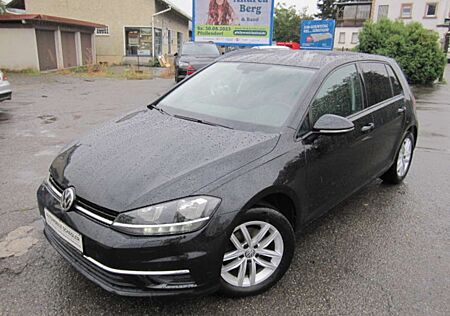 VW Golf Volkswagen VII Lim. 1,6 TDI Comfortline ~ AHK ~