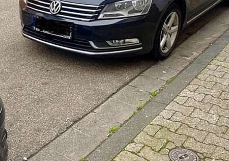 VW Passat Variant Volkswagen 2.0 Blue TDI DSG SCR Comfortline