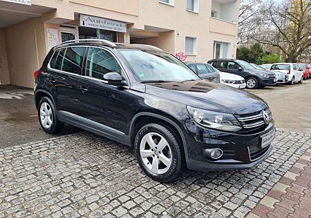 VW Tiguan Volkswagen Sport/Scheckheft/Klimatr./Temp./SHZ/AHK/PDC/Alu