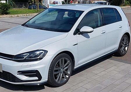 VW Golf Volkswagen 1.5 TSI ACT DSG Highline R-Line